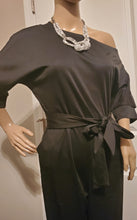 Load image into Gallery viewer, Black One Cold Shoulder Jumper with belt
